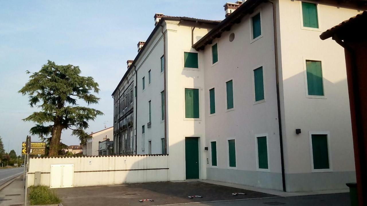 Residence Montegrappa Sandrigo Exteriör bild